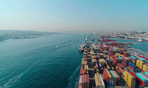 吉祥云水纹摄影照片_伊斯坦布尔海运和集装箱港口