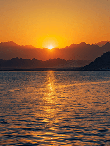 埃及西奈半岛沙姆沙伊赫红海山上的日落