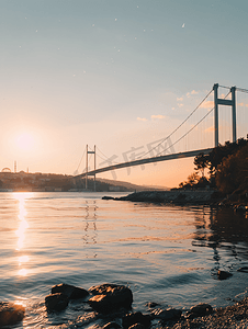 黑色闪耀背景摄影照片_从土耳其伊斯坦布尔看博斯普鲁斯海峡大桥