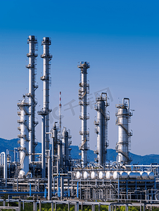 化工工业摄影照片_炼油厂管道电力天然气工业