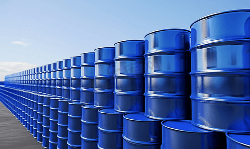 蓝色油桶或化学桶垂直堆叠