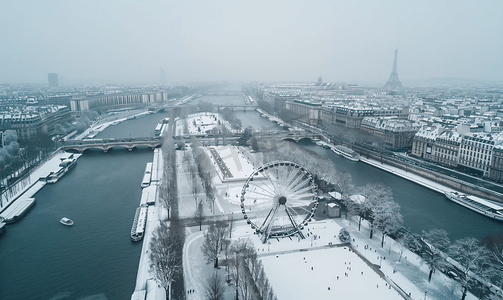巴黎地标摄影照片_从协和广场鸟瞰雪下的巴黎