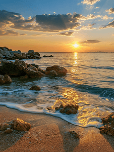 海洋地平线摄影照片_海上日落日落与夜色同时出现前景中的岩石和沙子