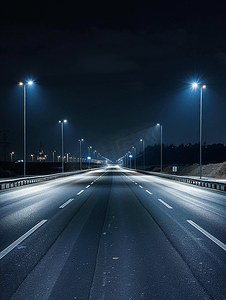 透视的背景摄影照片_夜晚空荡荡的高速公路