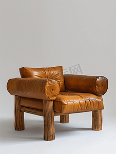 形扶手椅或沙发采用实心橡木或橡木制成配天然皮革座椅
