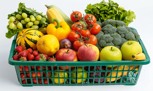 超市购物篮摄影照片_绿色购物篮中的新鲜水果和蔬菜