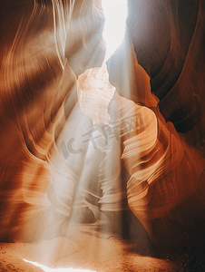羚羊峡谷景观与光线