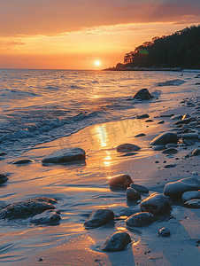 出现旅游摄影照片_海上日落日落与夜色同时出现前景中的岩石和沙子
