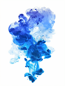 液体丙烯酸摄影照片_水中丙烯酸墨水形成抽象烟雾图案白色背景上孤立
