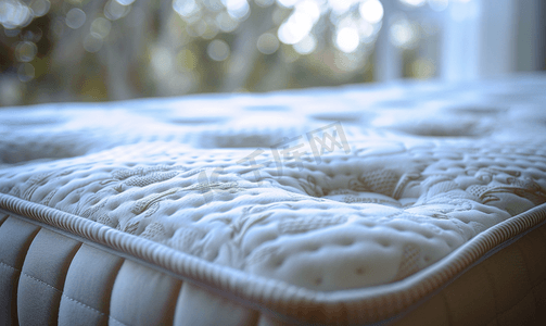 新品hot摄影照片_柔软的白色床垫特写背景有选择地聚焦