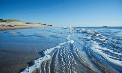 海浪变成了科德角海岸的涟漪