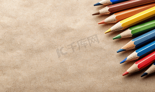 彩色铅笔作为回到学校主题教育项目