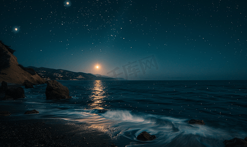 蓝色星星天空摄影照片_海上的月亮和星星