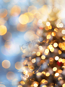 抽象模糊的圣诞树与散景光背景