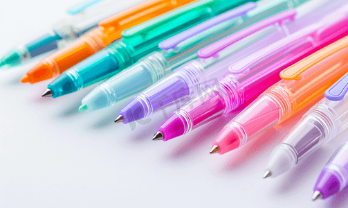 文具彩色书写用品钢笔铅笔