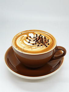 热摩卡一杯带有美丽拿铁艺术的咖啡