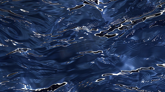 深蓝色海水波纹和倒影照片