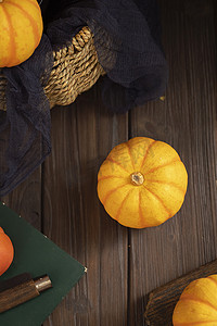 秋季天猫海报摄影照片_秋季蔬菜食材南瓜暗调素材