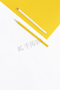 黄白配色铅笔创意图片