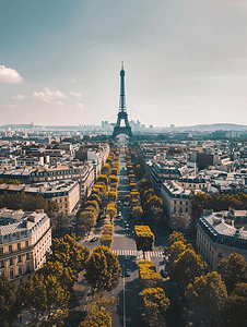 从法国巴黎凯旋门俯瞰巴黎风景