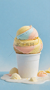 水果味背景图片_夏天冷饮蓝黄色奶油冰淇淋球背景素材