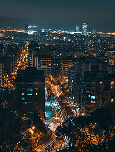 亚克力桌面立牌摄影照片_巴塞罗那地平线在晚上在西班牙加泰罗尼亚