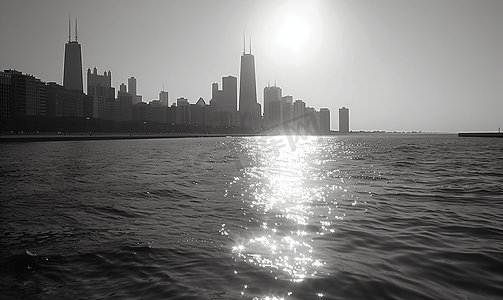 日落前的芝加哥地平线
