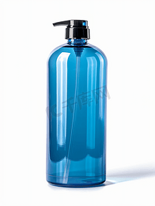 蓝色塑料瓶与洗发水或卫生化妆品孤立在白色背景