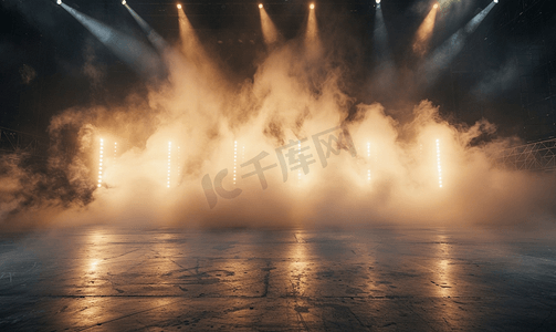 剧院kt板摄影照片_灯光明亮的空音乐会舞台烟雾缭绕