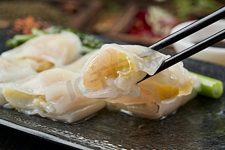 锦鲤中国风摄影照片_港式茶餐传统广式肠粉