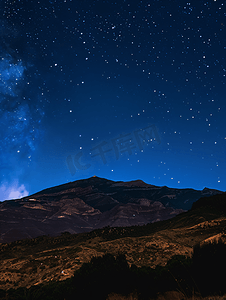 特内里费岛山脉的夜间星光拍摄