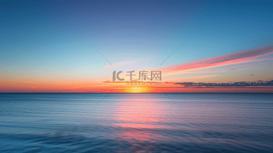 船海报背景背景图片_夕阳下海面云朵蓝天风景景色的背景