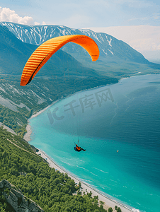 滑翔伞飞越堪察加半岛太平洋海滩