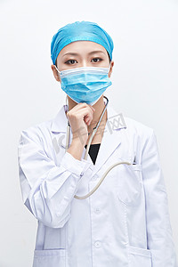 提示竖版摄影照片_专业的医护人员提示口罩佩戴的重要性