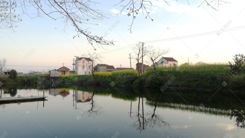 圣诞节节日插画配乐音频素材_圣诞华尔兹安静节日庆典配乐