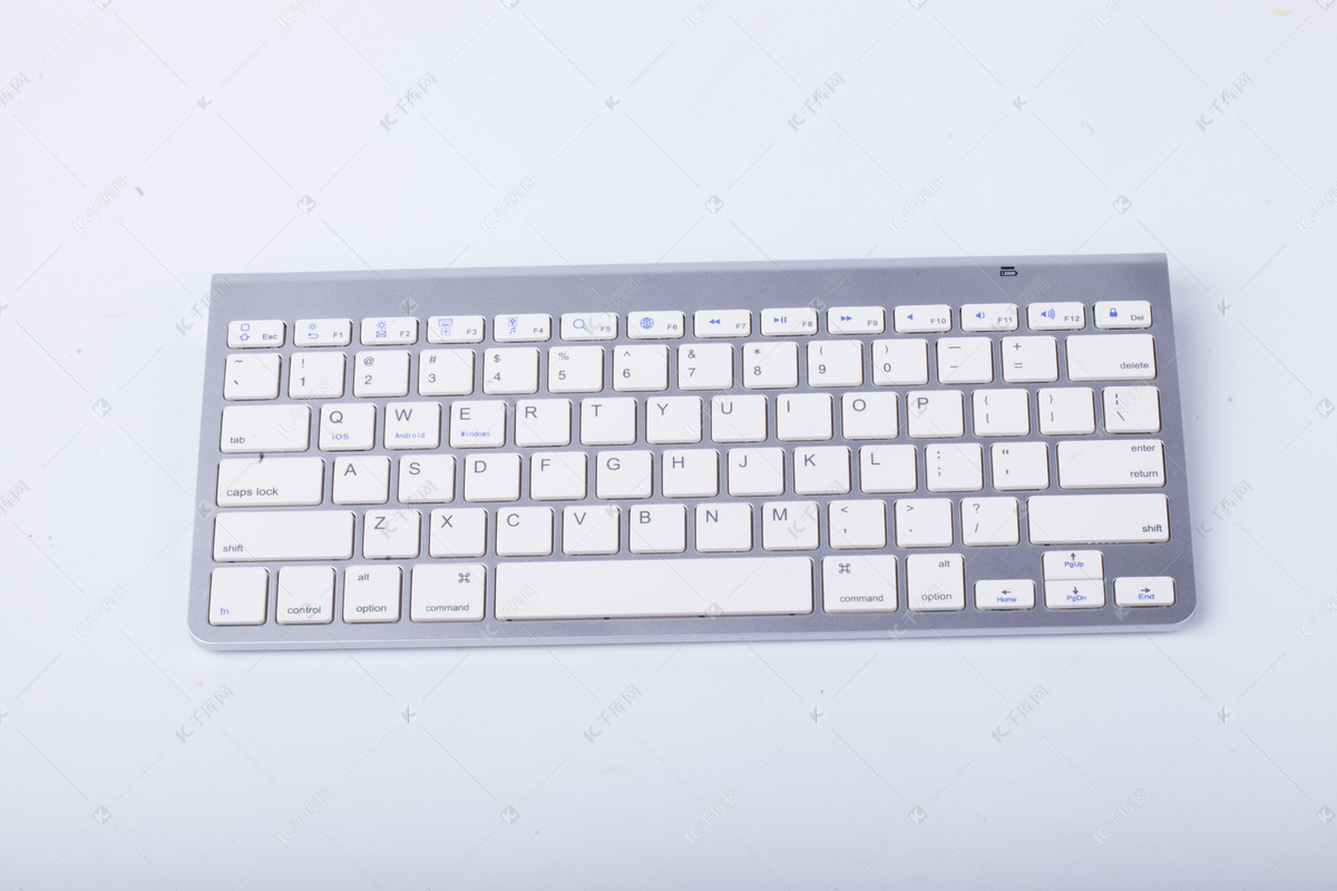 白色键盘摄影图高清摄影大图-千库网