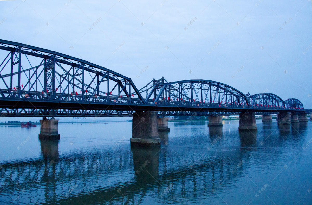 鸭绿江断桥|摄影|风光摄影|摄影师崔自强 - 原创作品 - 站酷 (ZCOOL)