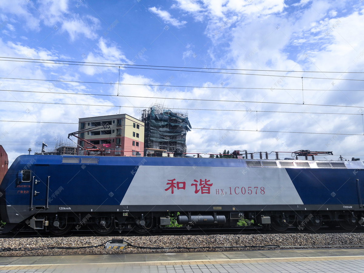 夕阳下的马路配乐音频素材_摧毁失败落下特效音