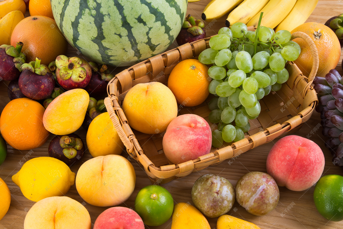 夏日摄影新鲜水果缤纷组合