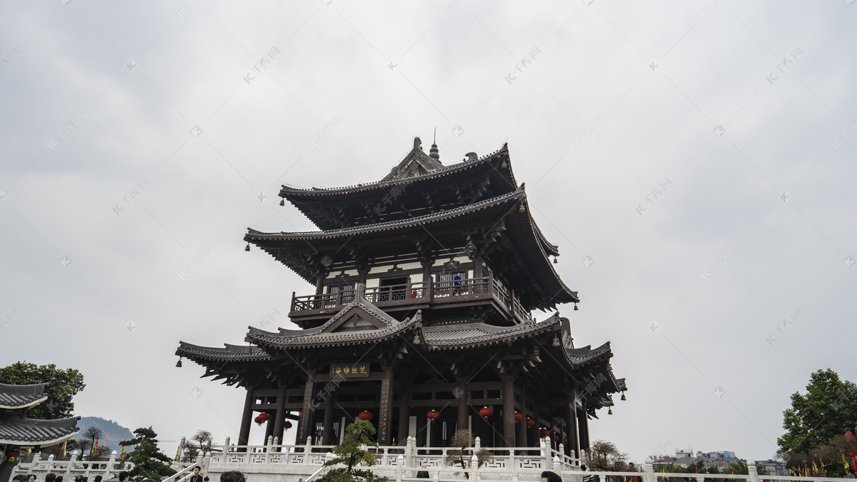 卫生行业配乐音频素材_雄心勃勃冒险史诗影视片头