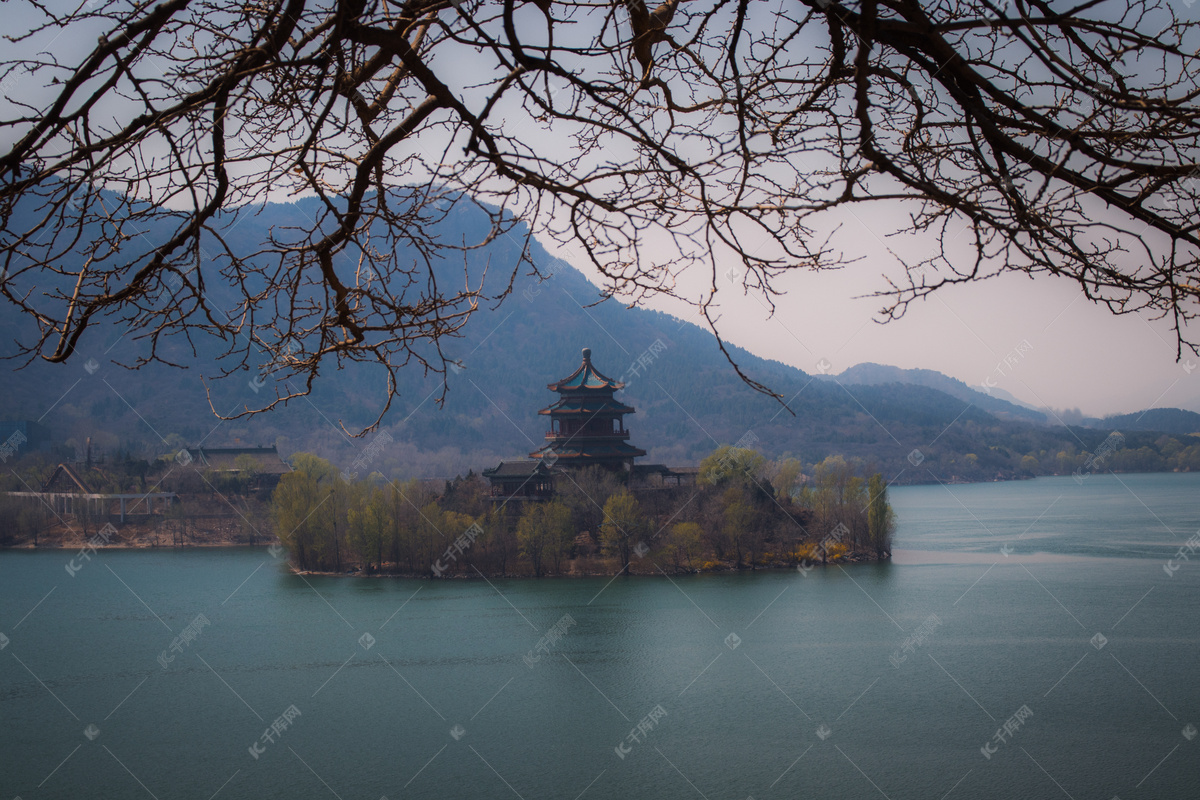 小坏坏配乐音频素材_童真轻快时髦的小笨蛋节日配乐