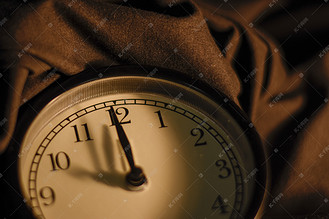 温馨唯美即将零点文艺的闹钟