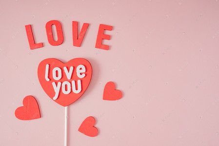 情人节甜蜜告白爱心摆拍摄影图配图