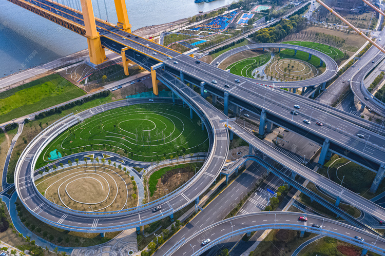 武汉城市建筑白天交通枢纽杨泗港立交桥航拍摄影图配图