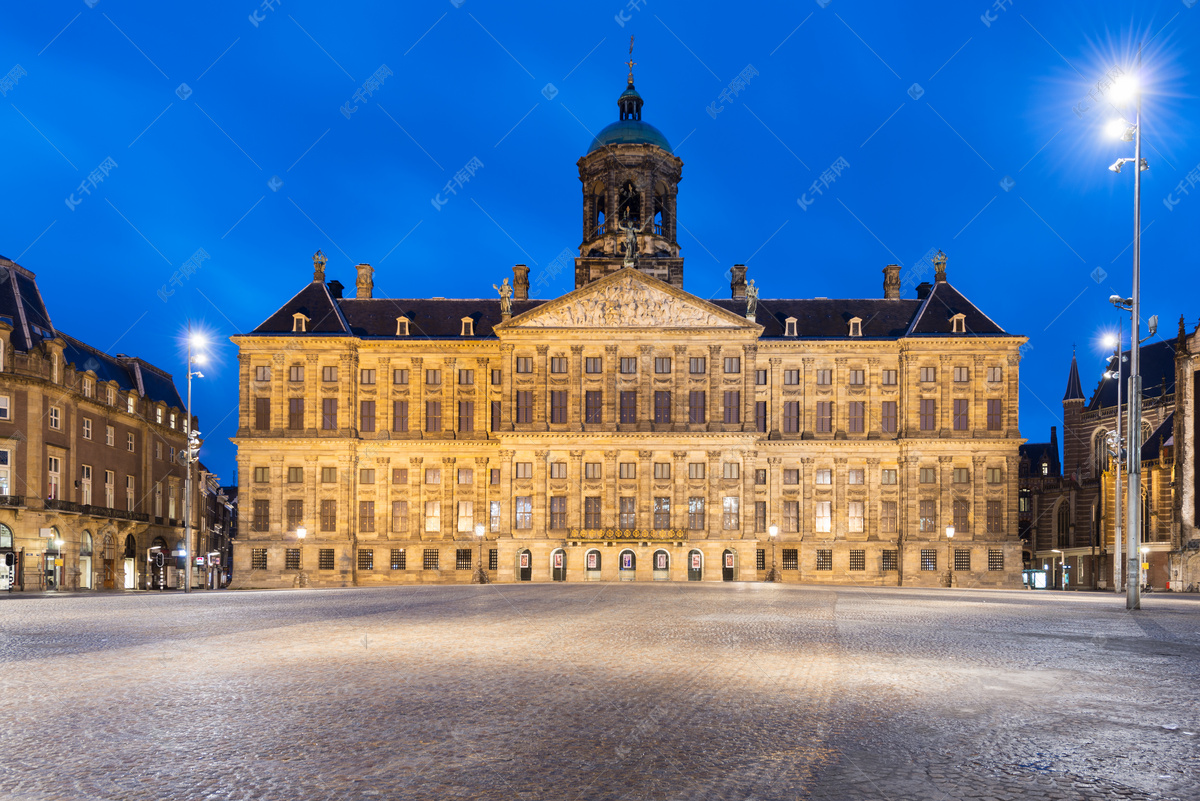 在荷兰阿姆斯特丹的皇家宫殿高清摄影大图-千库网