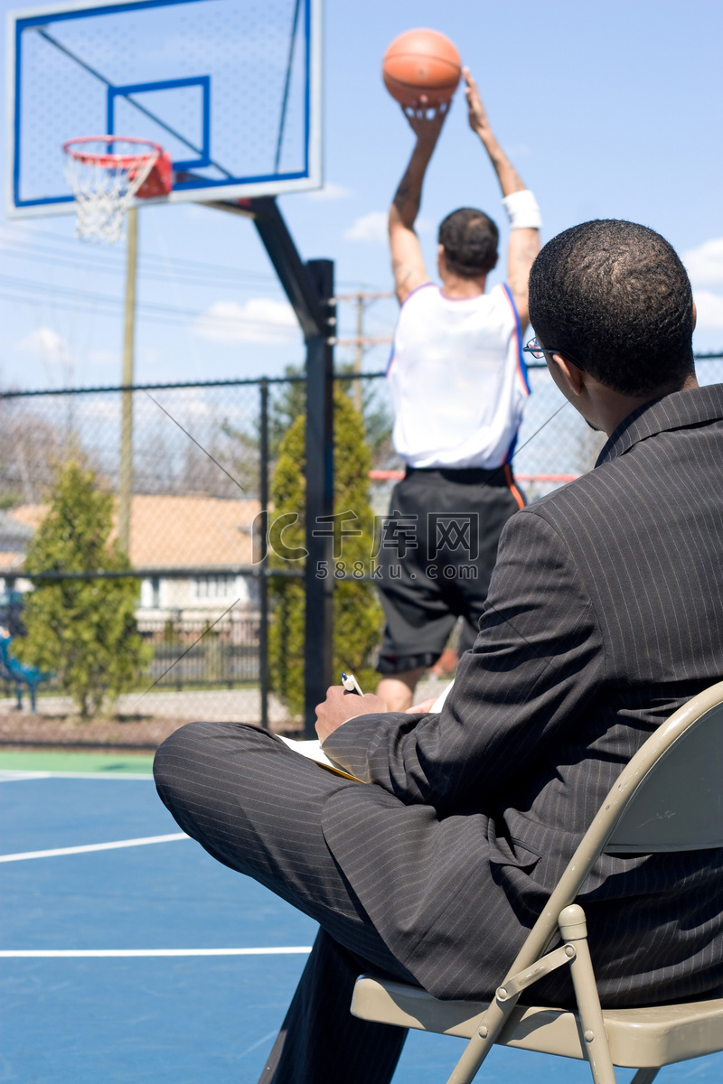 球探体育揭秘全球顶级足球新星成长轨迹与未来巨星的崛起之路