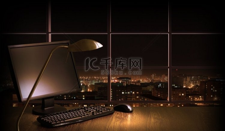 晚上办公室。高清摄影大图-千库网