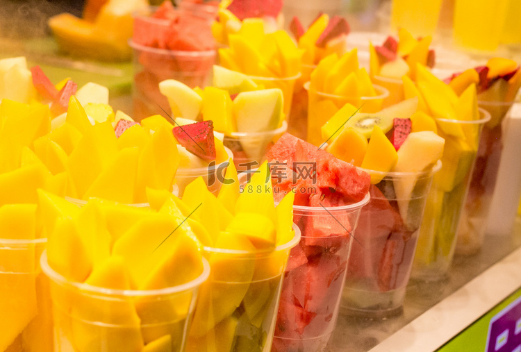 芒果水果杯切块水果甜点高清摄影大图 千库网