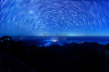 大海摄影照片图片素材星空夜晚星轨山河背景摄影图配图