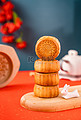 中秋节美食传统佳节月饼摄影图配图